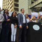 Maduro inhabilita a Guaidó 