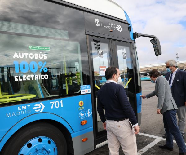 Noticia de Madrid -  Nuevos autobuses eléctricos